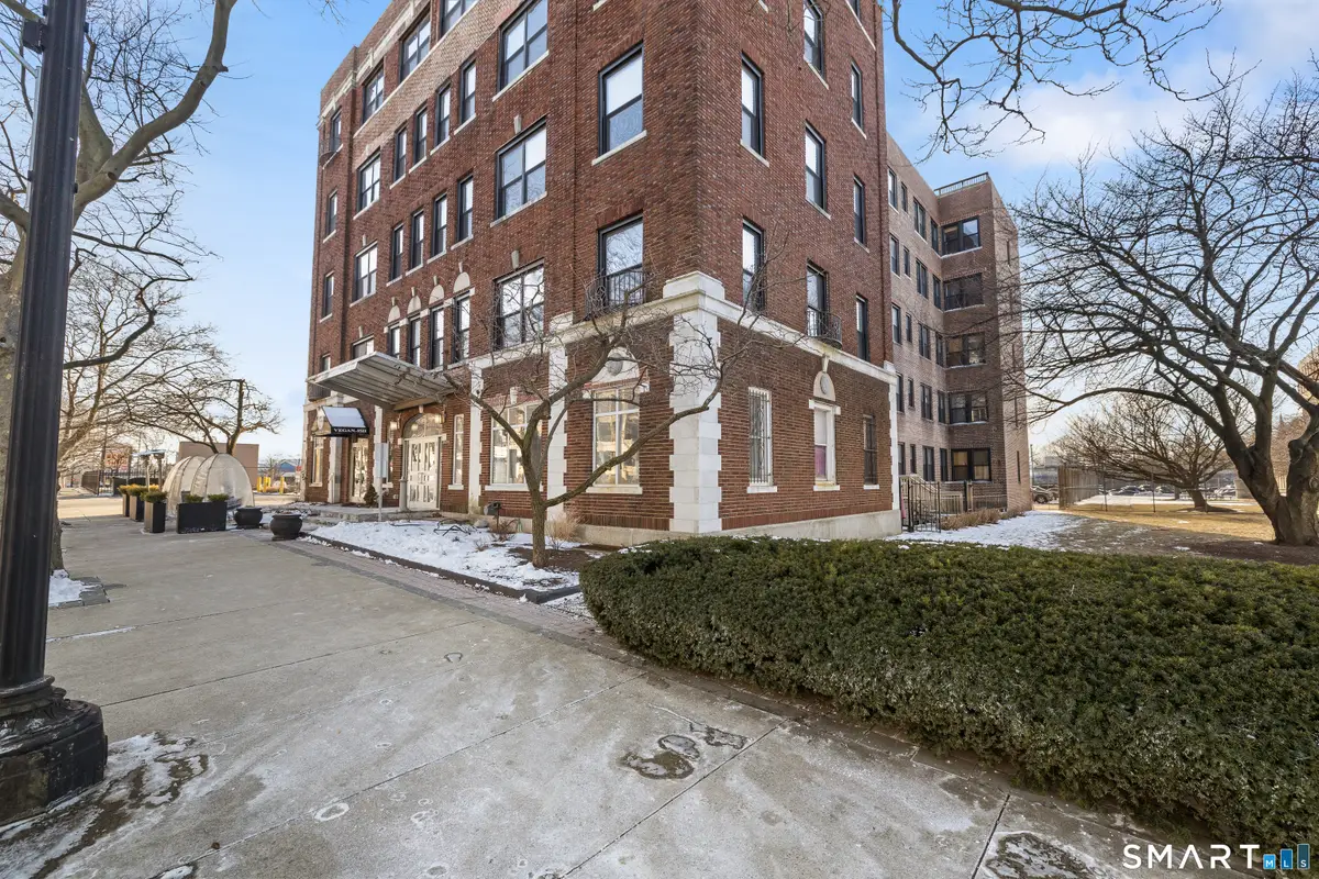 881 Lafayette Boulevard #4L, Bridgeport, CT 06604 - #1