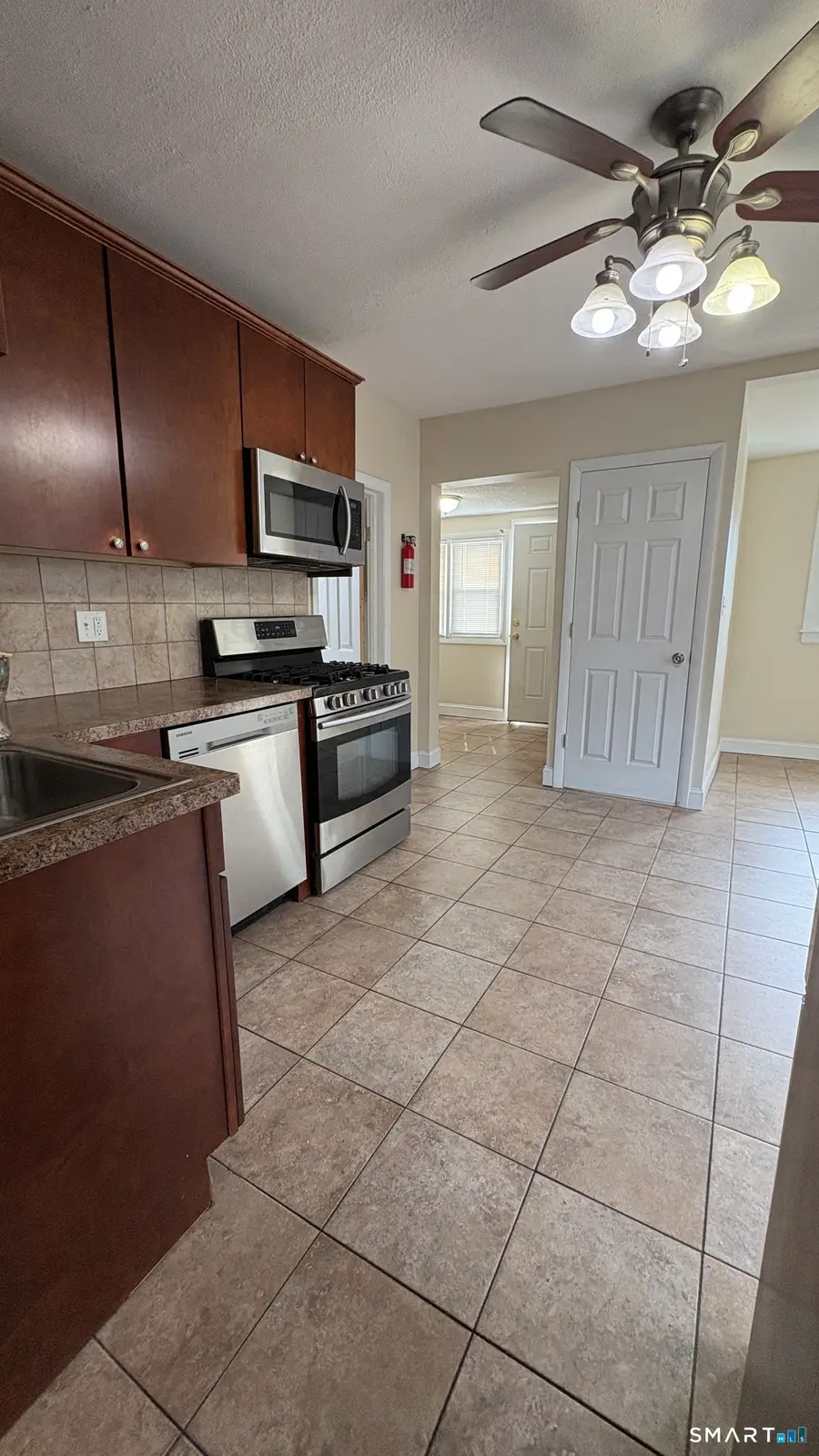 38 Hillside Avenue, Plainville, CT 06062 - #2