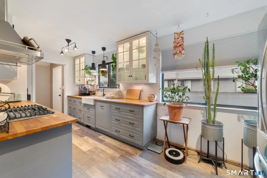 91 Dorchester Court #91, Beacon Falls, CT 06403 - #3