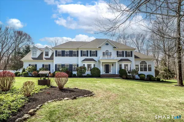 8 Encampment Place, Ridgefield, CT 06877