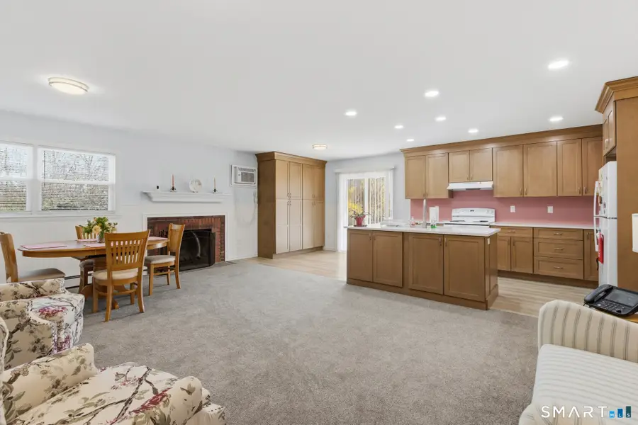 9 Evas Drive, Brookfield, CT 06804 - #3