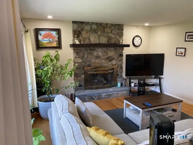 5 Beardsley Road, Danbury, CT 06811 - #3