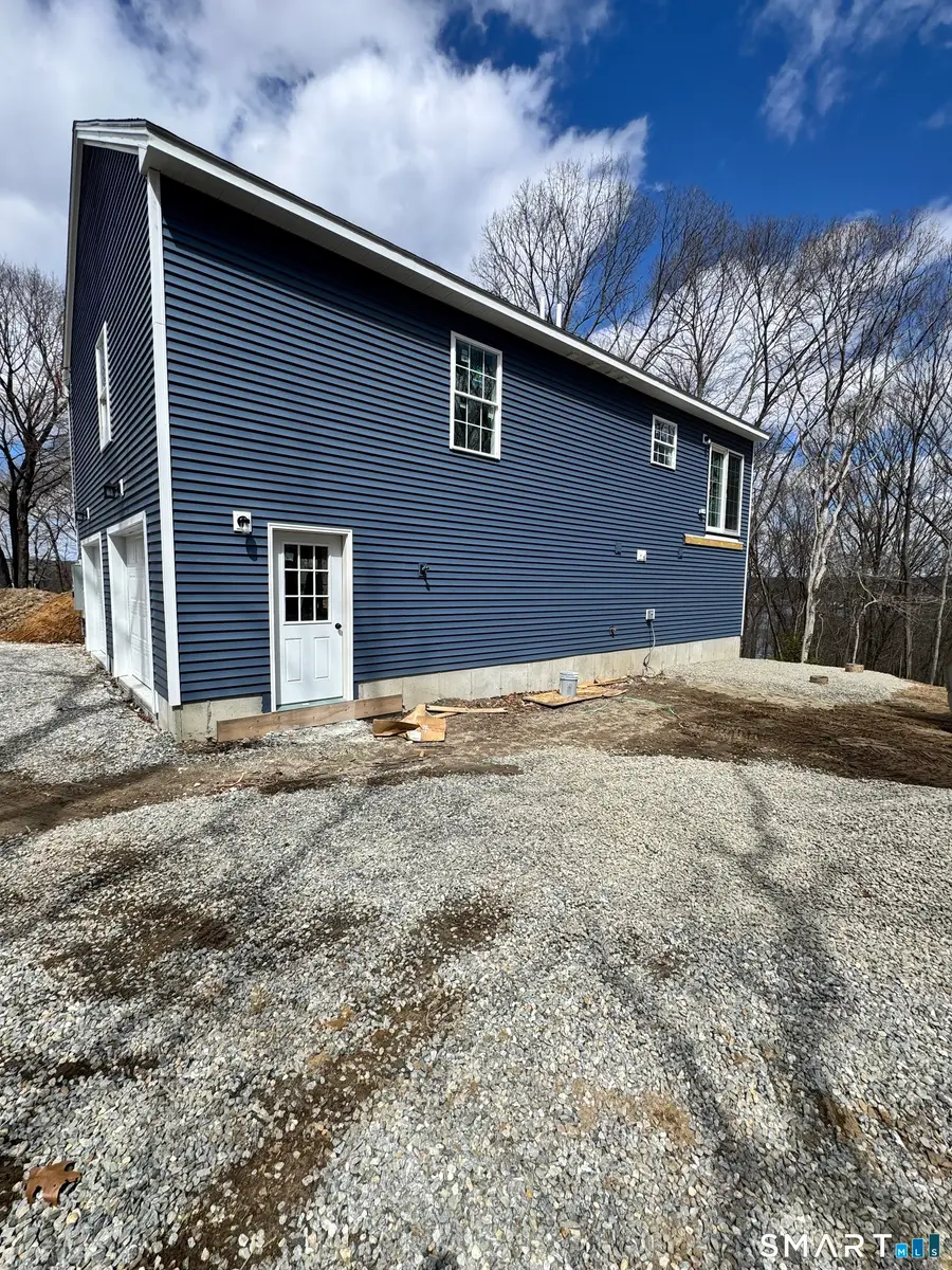 11 Mamacoke Road, Quaker Hill, CT 06375 - #2