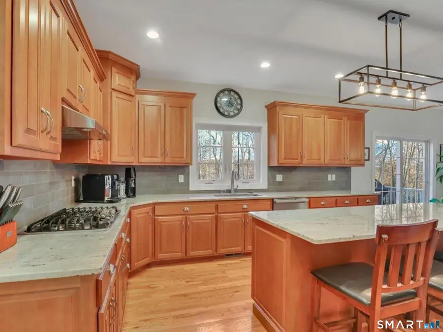 7 Jet Brook Road, Newtown, CT 06470 - #2