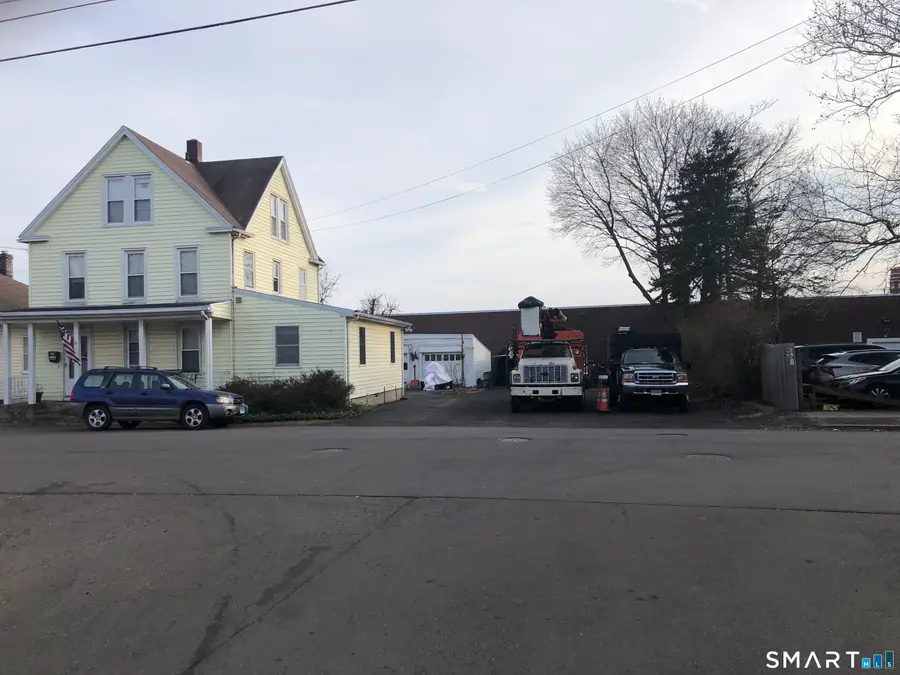 15 Oregon Avenue, Hamden, CT 06514 - #2