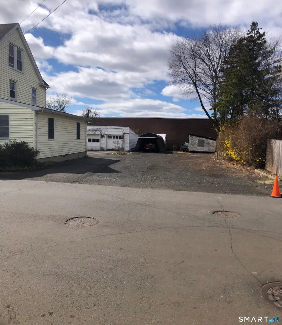 15 Oregon Avenue, Hamden, CT 06514 - #3