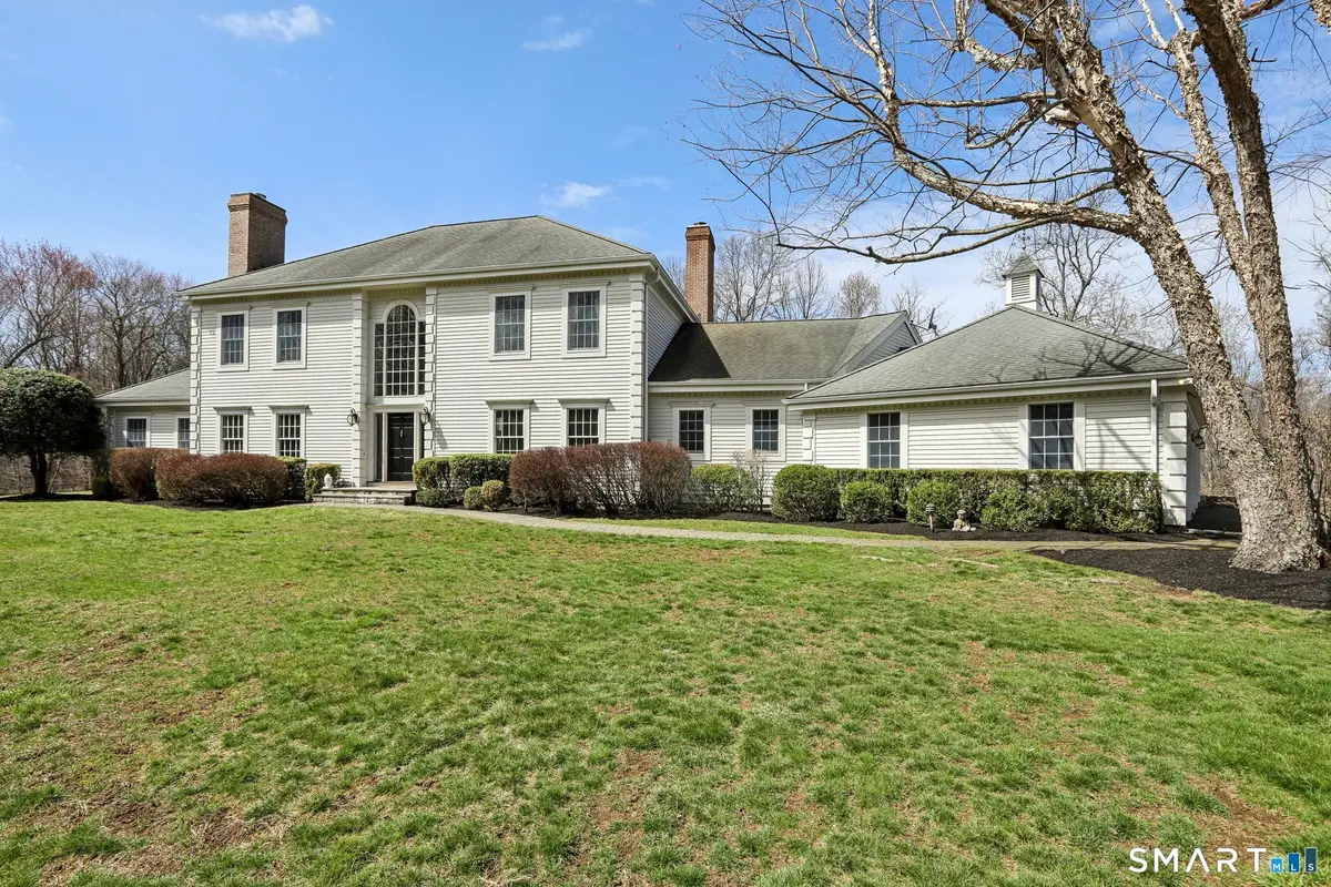 100 Chestnut Hill Road, Ridgefield, CT 06877 - #1