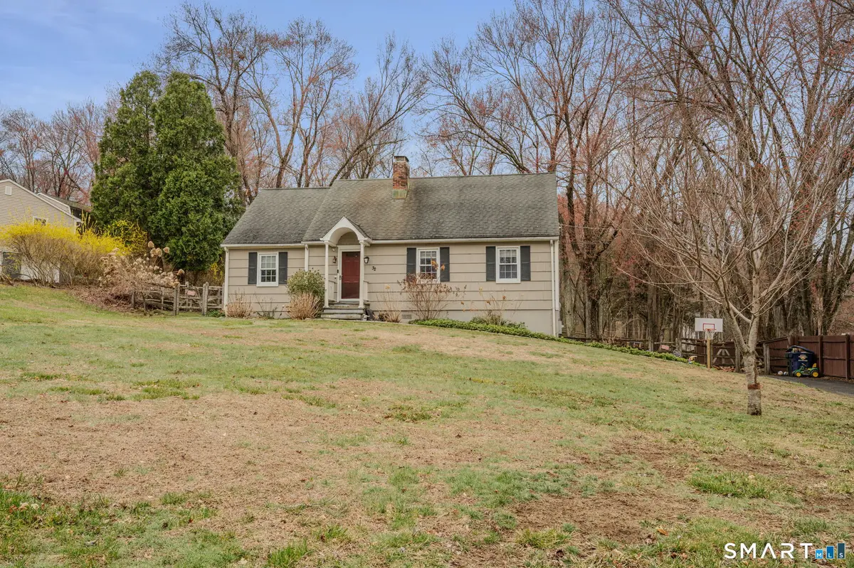 32 Greenbriar Lane, Newtown, CT 06470 - #1