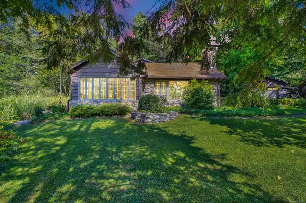 45 Indian Trail, Brookfield, CT 06804