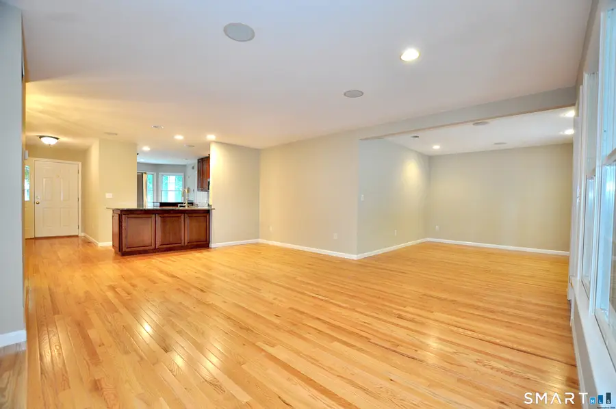 127 Kings Way #127, Windsor, CT 06095 - #3