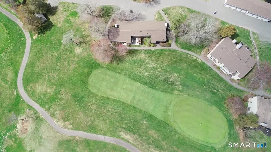 18 Pilgrim Harbor #A, Wallingford, CT 06492 - #2