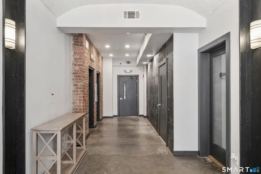 881 Lafayette Boulevard #3K, Bridgeport, CT 06604 - #3