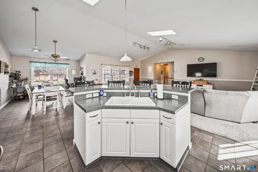 72 Dorothy Lane, Terryville, CT 06786 - #3