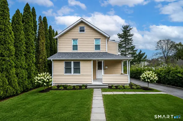 16 Raymond Street, New Canaan, CT 06840