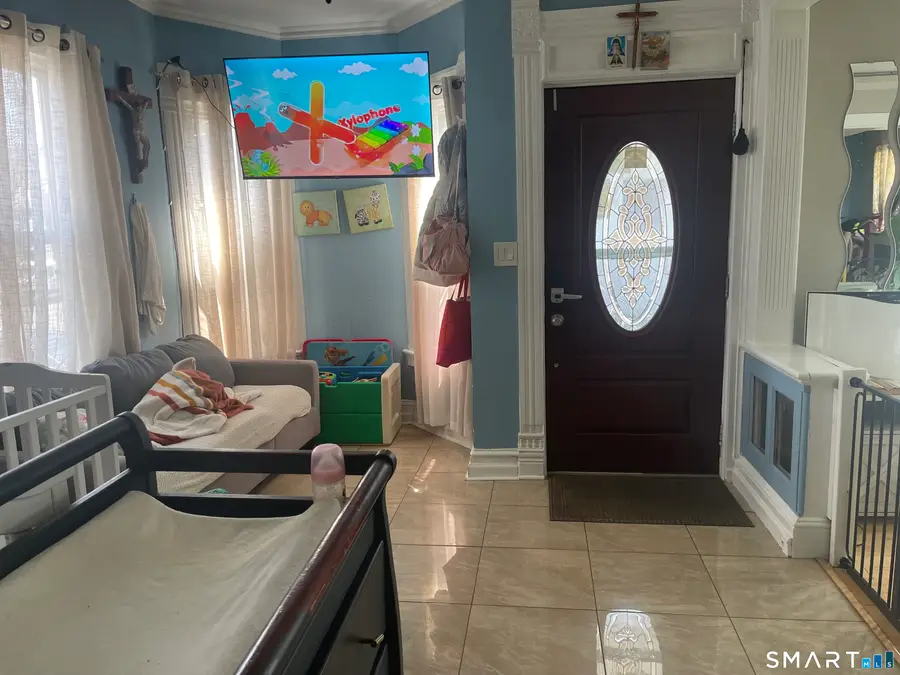 232 Hillside Avenue, Waterbury, CT 06710 - #3