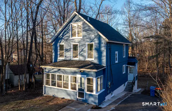 8 Howard Avenue, Meriden, CT 06450