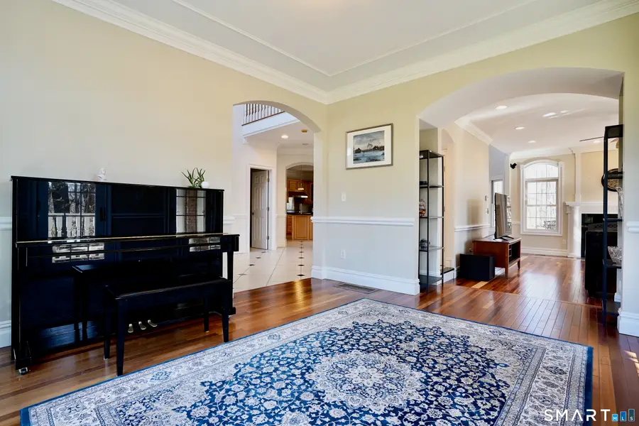 10 Whispering Hollow Court, Cheshire, CT 06410 - #3