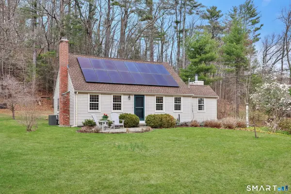 15 Mohawk Drive, Canton, CT 06019