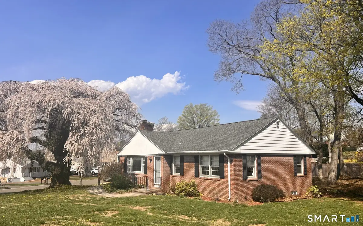 24 Norway Road, North Haven, CT 06473 - #1