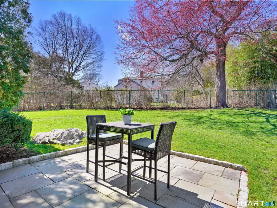 368 Knapps Highway #368, Fairfield, CT 06824 - #2