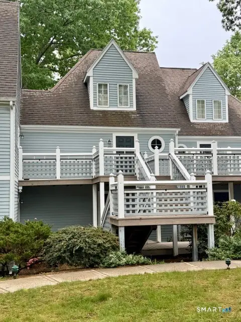 1822 Old Pond Lane #1822, Norwich, CT 06360