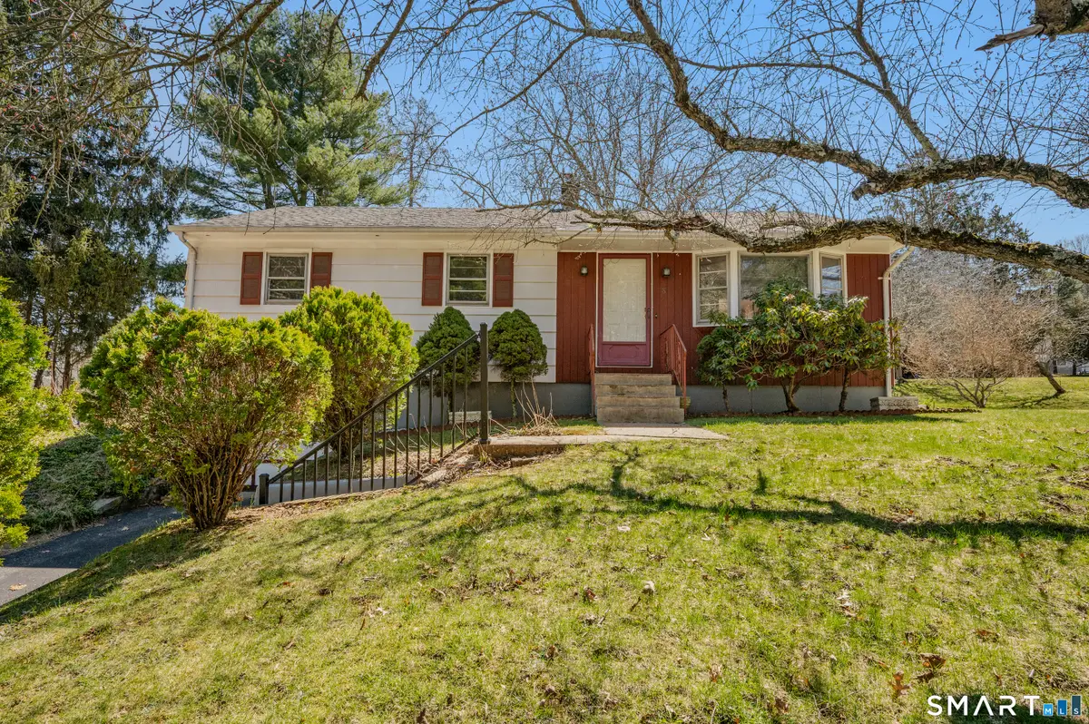 8 Holly Hill Drive, Uncasville, CT 06382 - #1