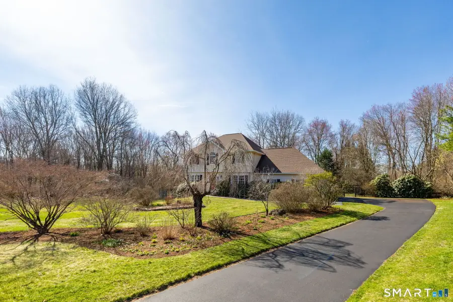 10 Eastfield Farms Drive, East Granby, CT 06026 - #2