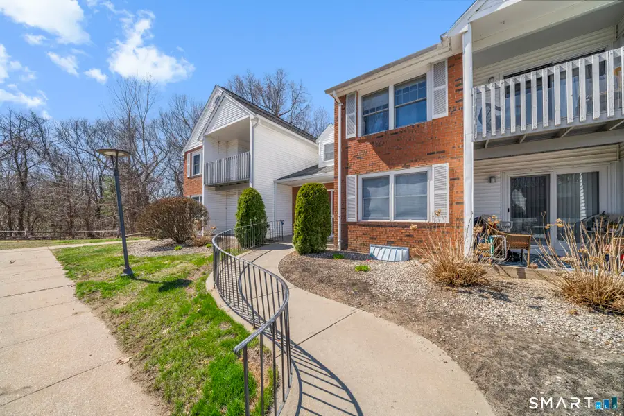 7 Concorde Way #B2, Windsor Locks, CT 06096 - #2