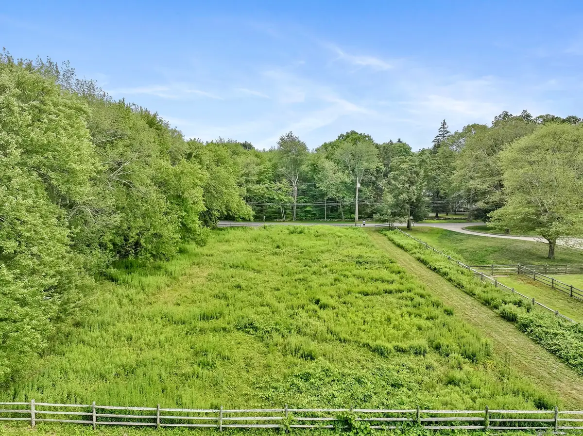 22 Brett Road, Fairfield, CT 06824 - #1