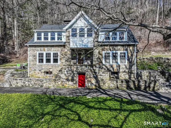 363 State Route 37, New Fairfield, CT 06812