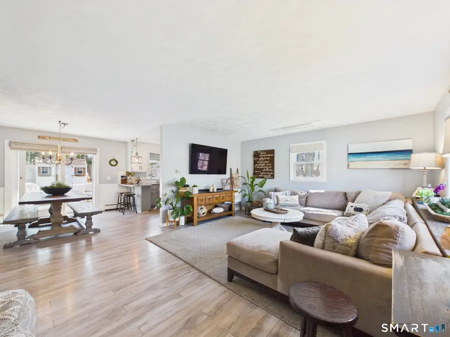 28 Elaine Street, Pawcatuck, CT 06379 - #3