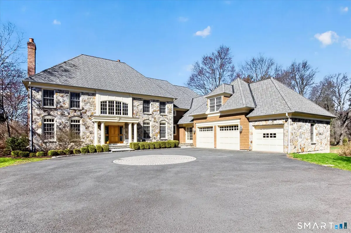 7 Winhall Lane, West Hartford, CT 06117 - #1