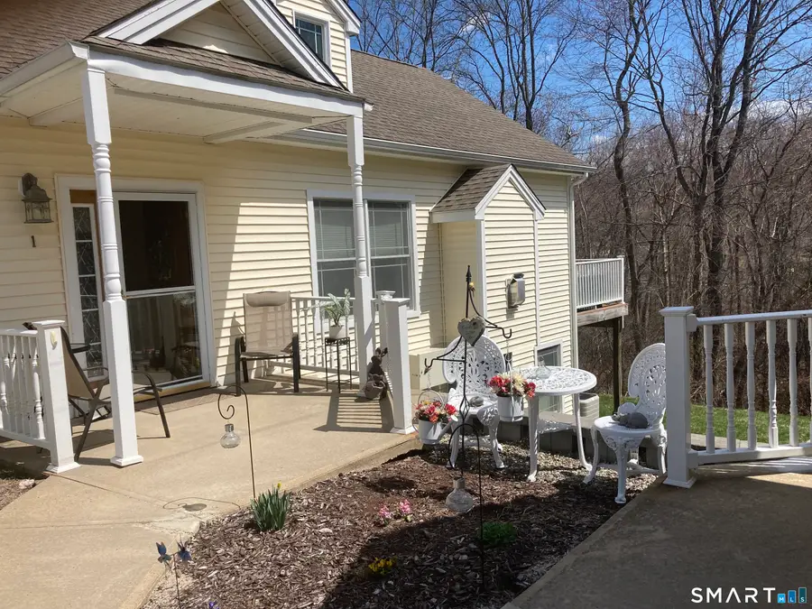 4 Park Avenue #1, Wolcott, CT 06716 - #2