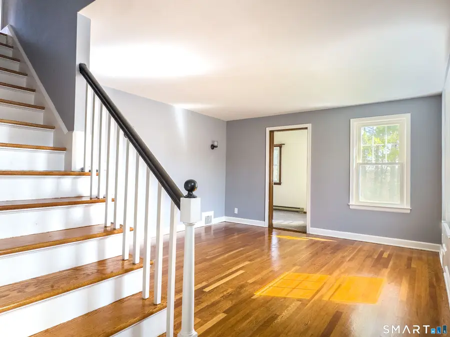 27 Glendale Drive, Waterbury, CT 06708 - #3