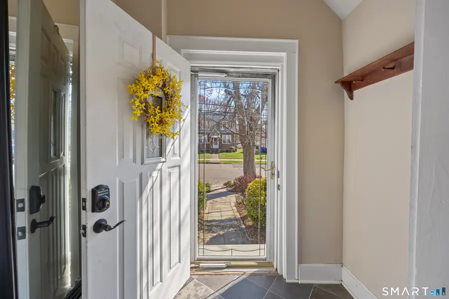 104 Sound View Terrace, New Haven, CT 06512 - #3