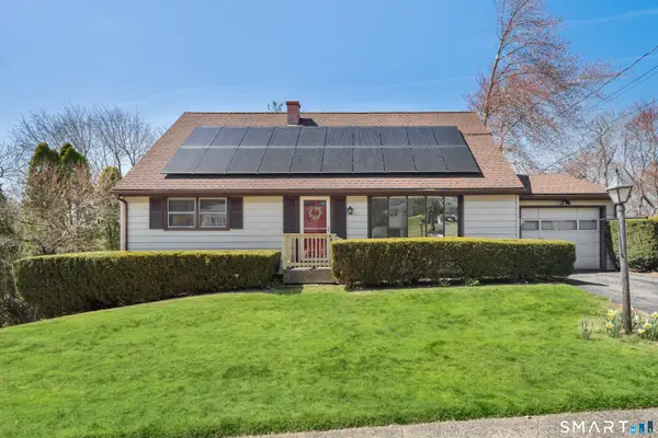 155 Emerald Place, Stratford, CT 06614