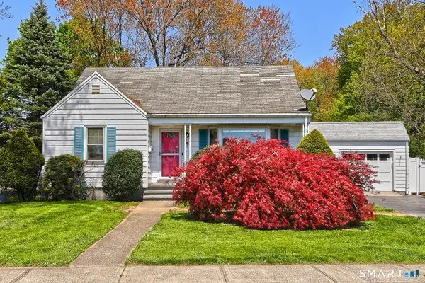 15 Locust Street, Milford, CT 06461