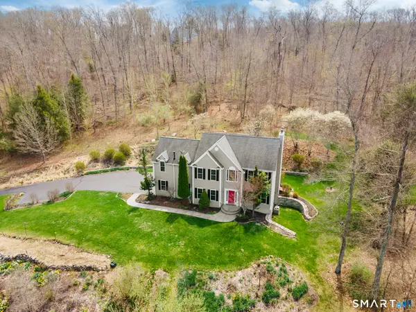 83 Valley Stream Lane, Southbury, CT 06488