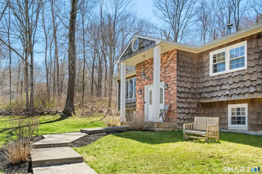 3 Pebble Road, Newtown, CT 06470 - #3