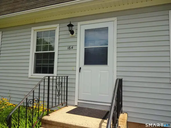 164 Austin Ryer Lane #164, Branford, CT 06405
