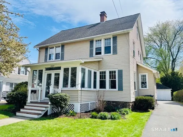 1697 Boulevard, West Hartford, CT 06107