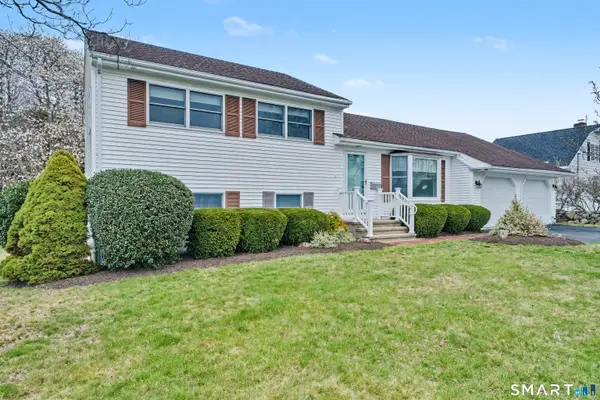 6 Benjamin Road, Groton, CT 06355