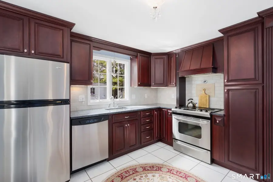 390 Mansfield Avenue, Willimantic, CT 06226 - #2