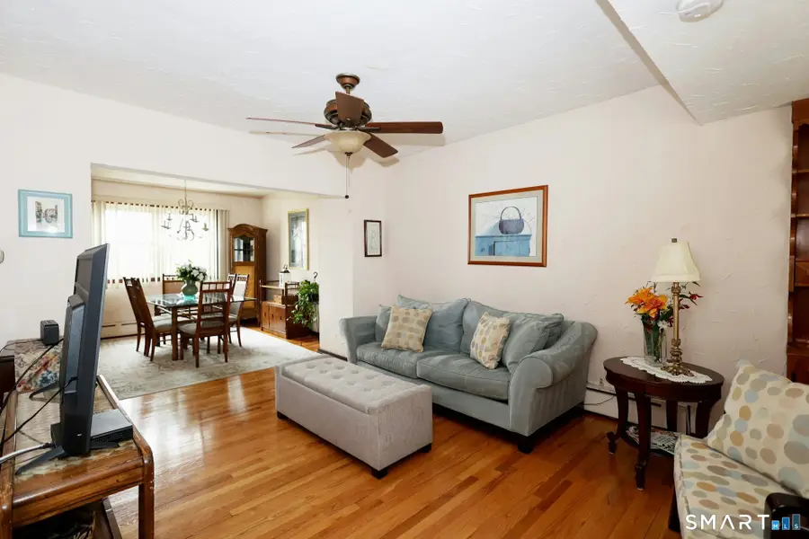 685 Knapps Highway, Fairfield, CT 06824 - #3