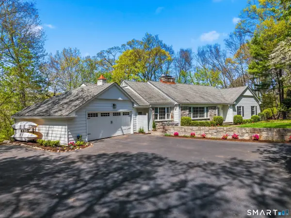 67 Wesgate Drive, Stamford, CT 06902