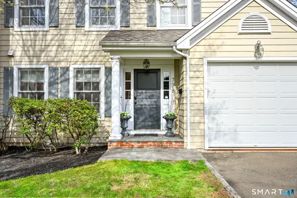 72 Summer Street #B, New Canaan, CT 06840