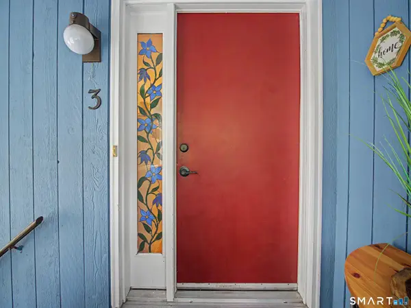 300 Flax Hill Road #3, Norwalk, CT 06854