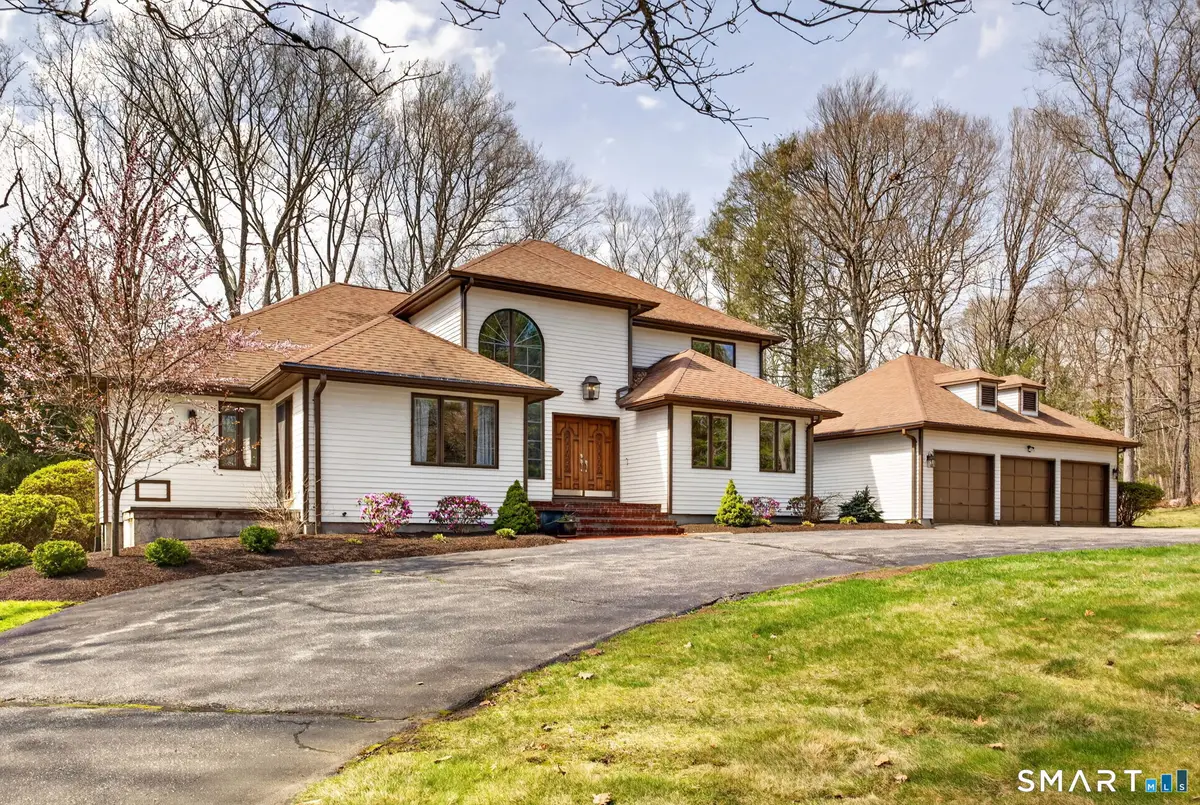 2 Davis Road, Woodbridge, CT 06525 - #1