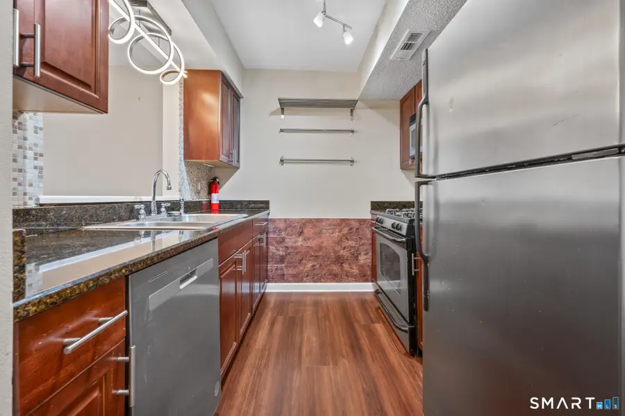 1690 Dixwell Avenue #C8, Hamden, CT 06514 - #2