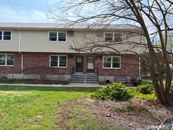 302 Blackstone Village #302, Meriden, CT 06450